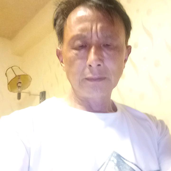 杨哥（酿各种粮食的酒师傅）