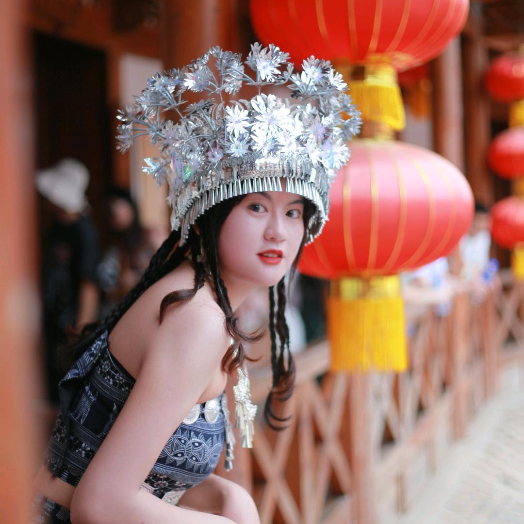钮枯禄氏.黑卤蛋