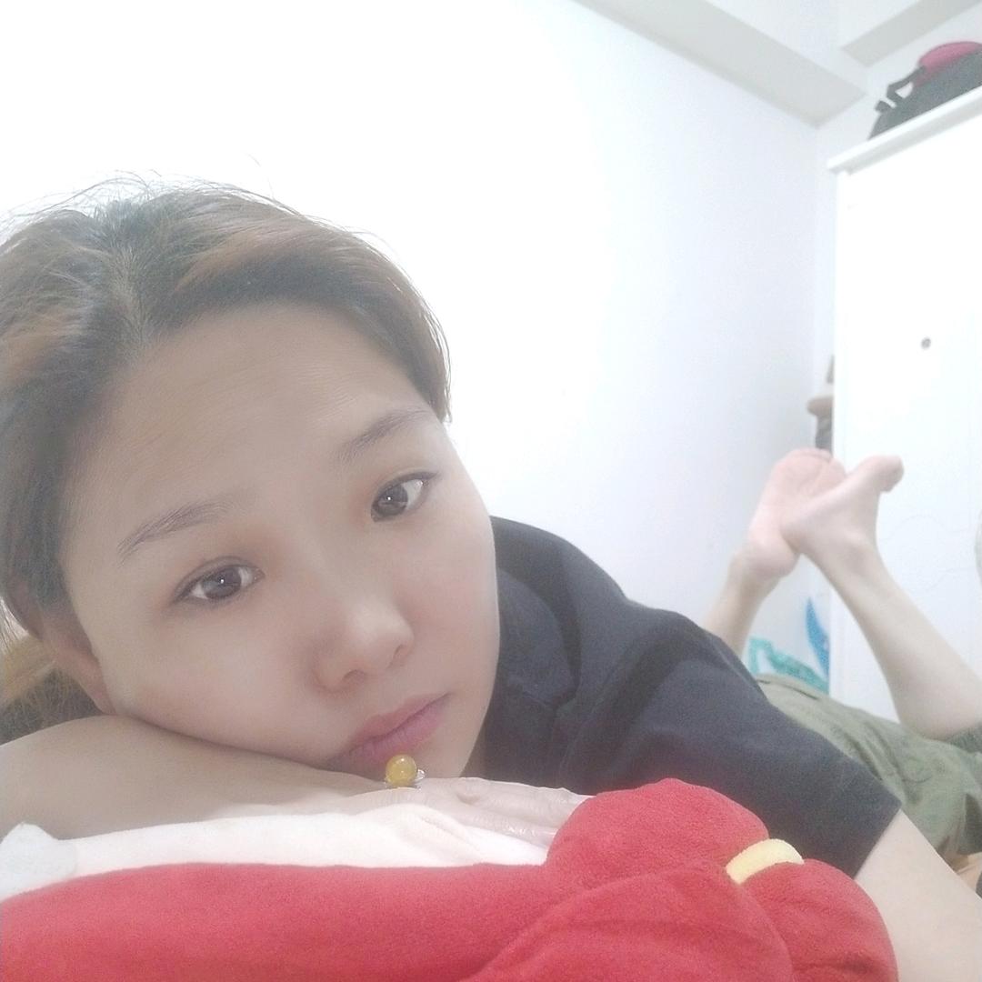 淡淡的我。
