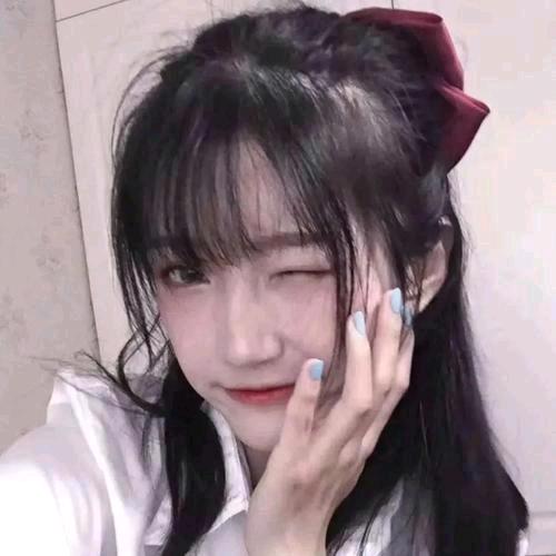 善良懂事小燕子