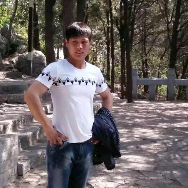 伸个大大的懒腰