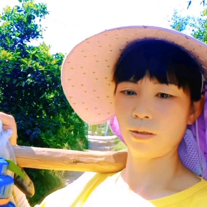 牟姐姐(橱窗有好物今晚8.20直播)