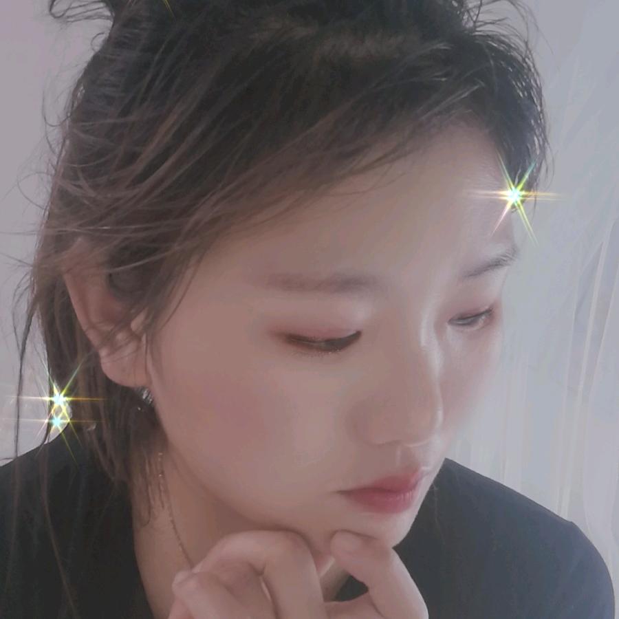 彩丫头💖
