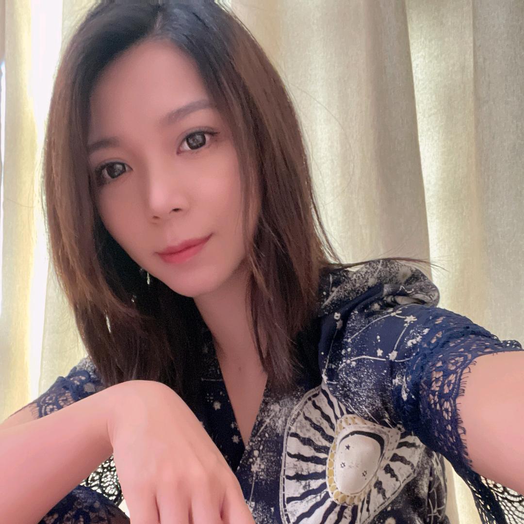 四十岁的华女姐姐