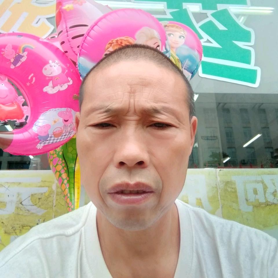 杨亲凡