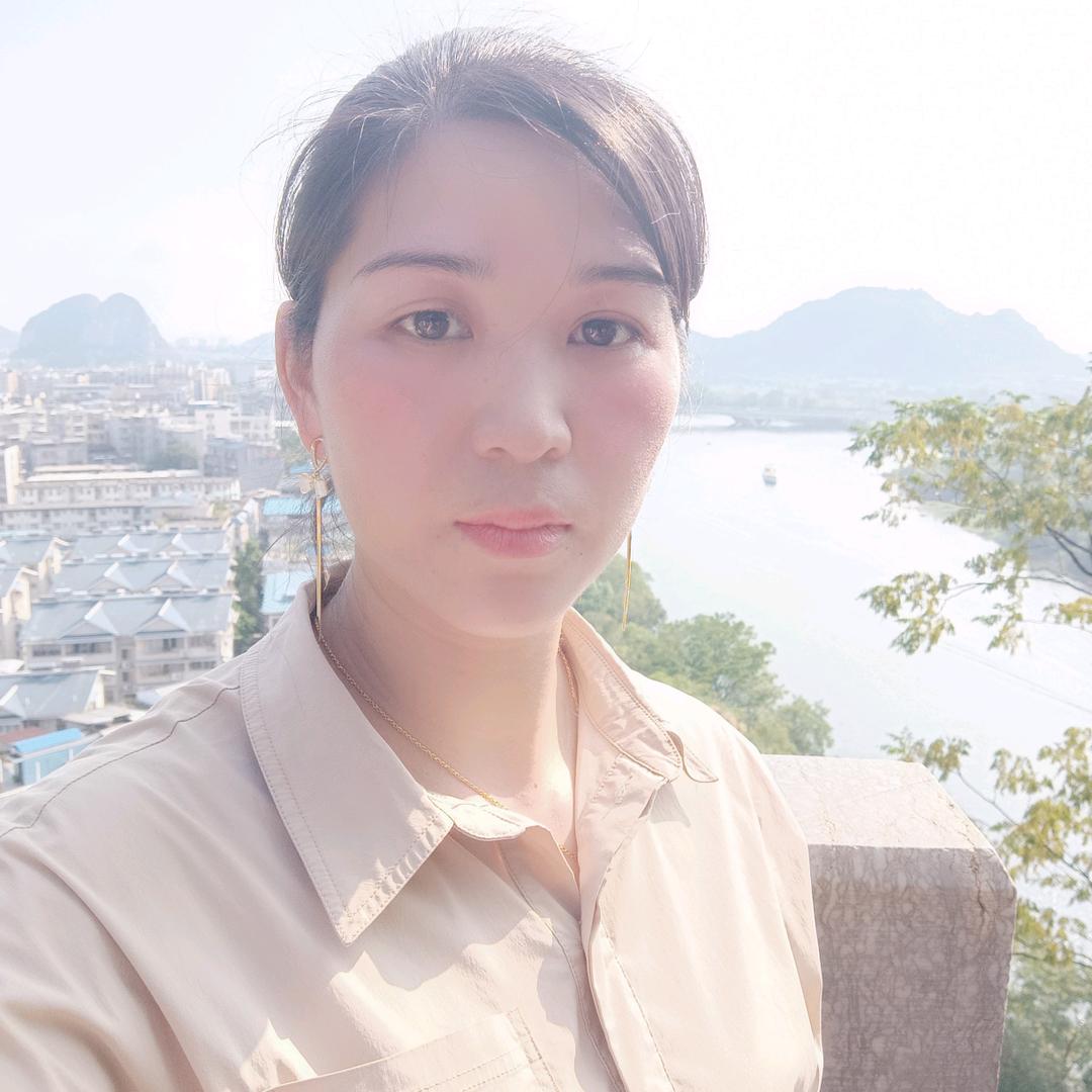 单眼皮女生