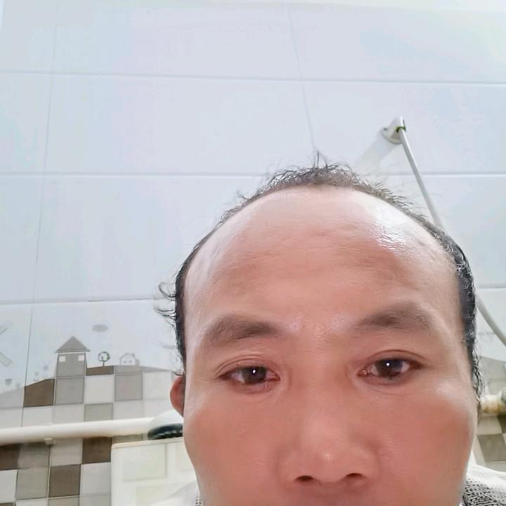 小卢