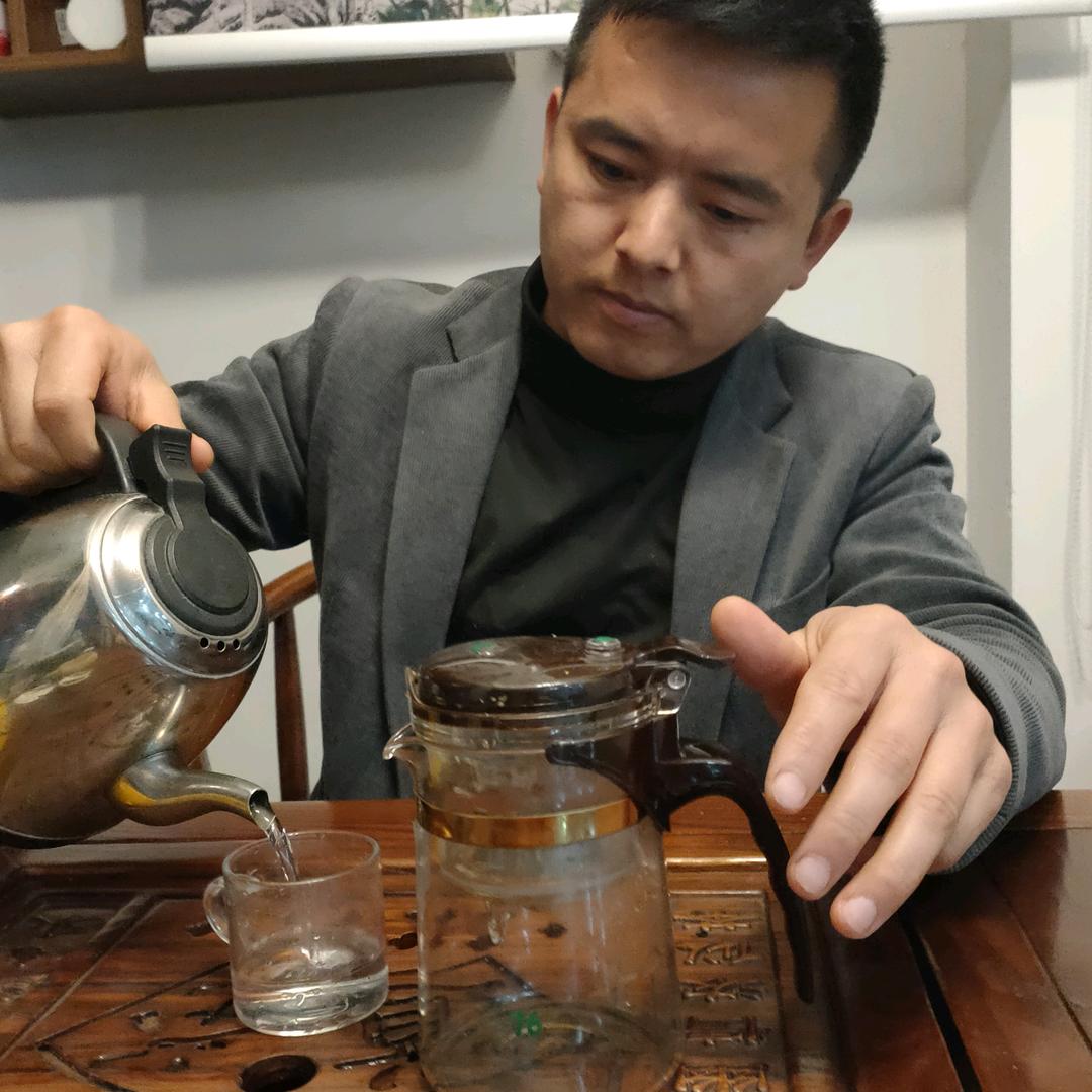 怀化印前二手车有限公司