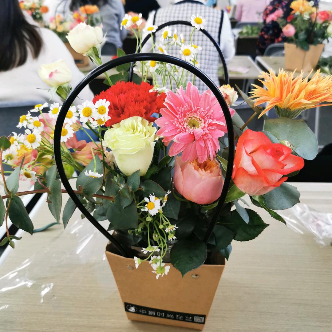小花花儿🌸