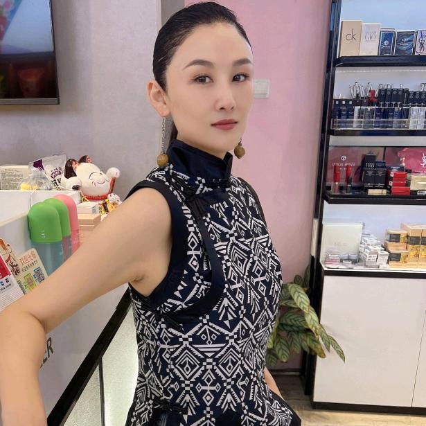 开封市龙亭区月妞开心团日用百货店