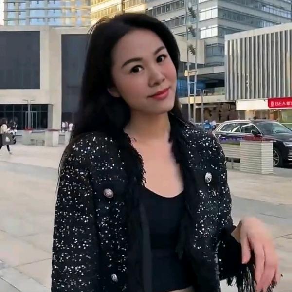 ღ🍒看淡一切依旧善良💘