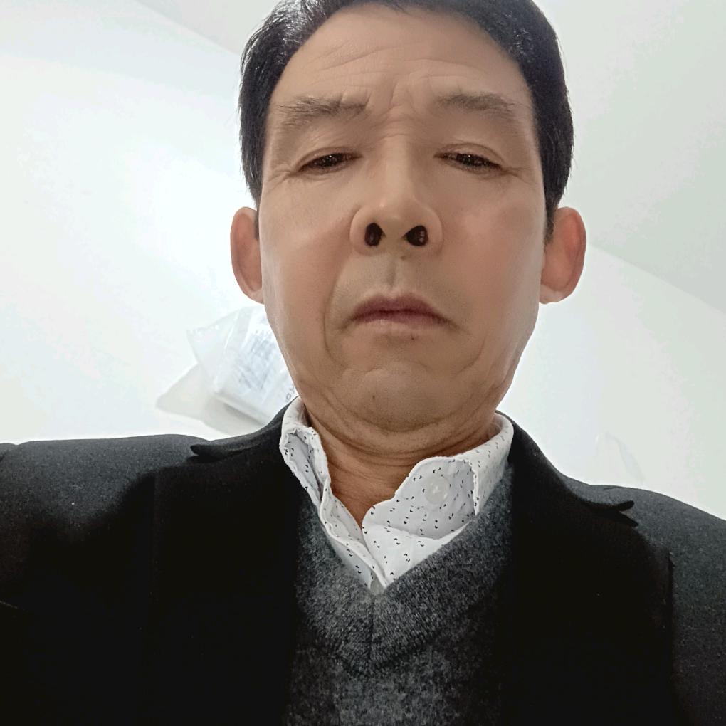 管正怀