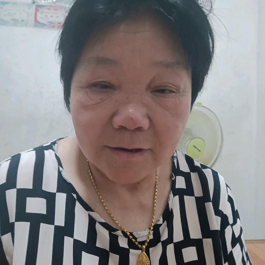 李兰英