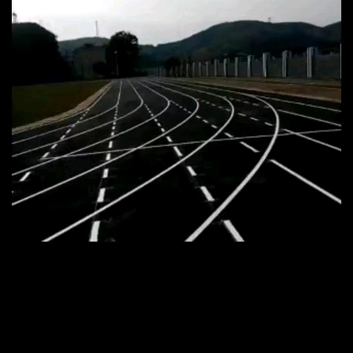 熟悉眼眸