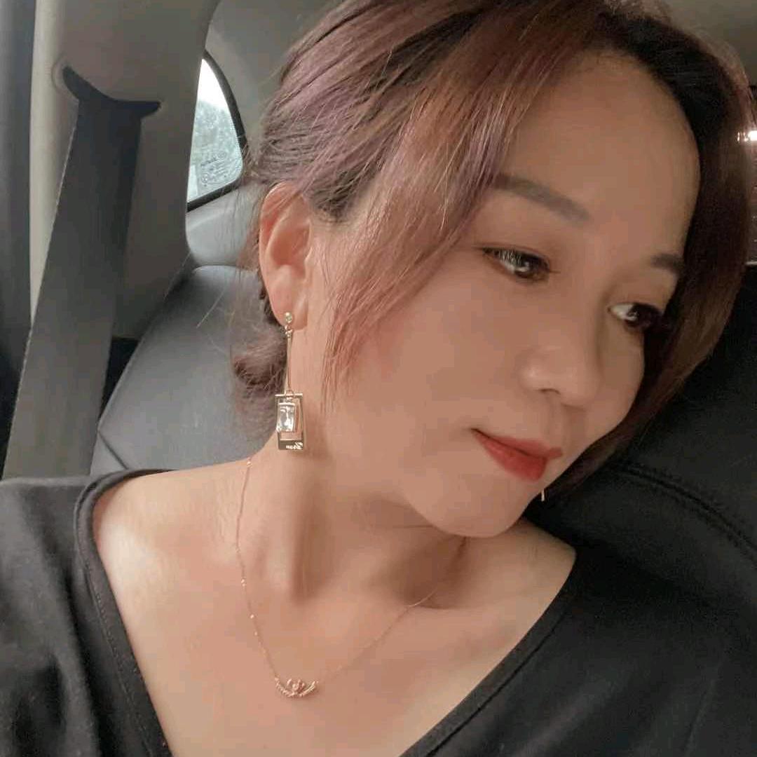 沈丘县老城镇君妹百货商行