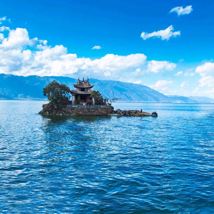 (´๑•赶&♡路ω✪人_•