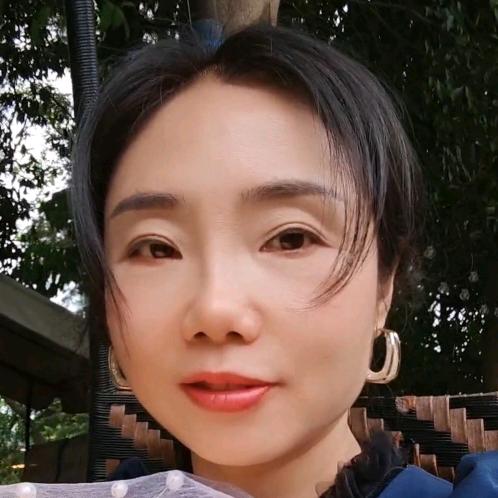 钰斐