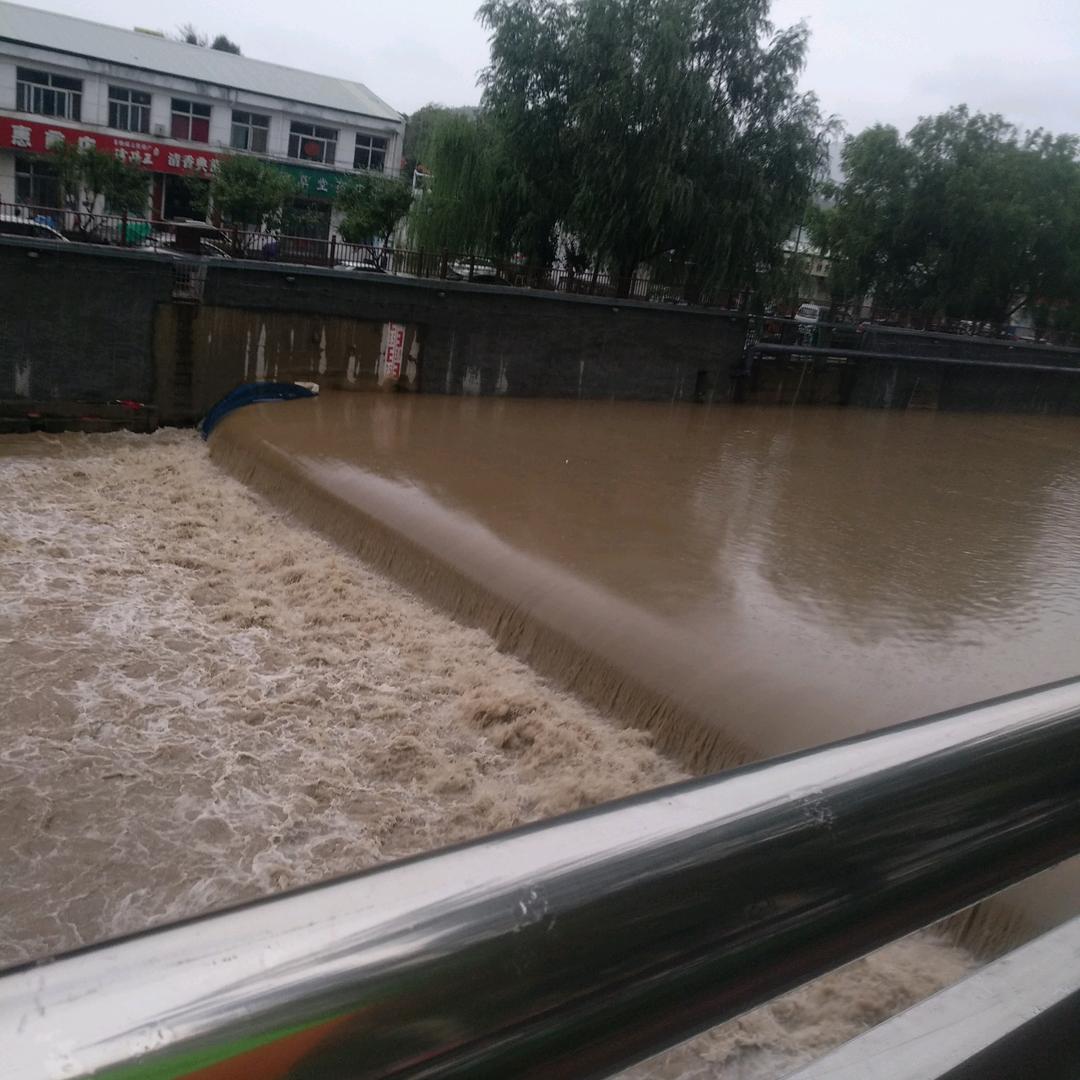 安安逸逸
