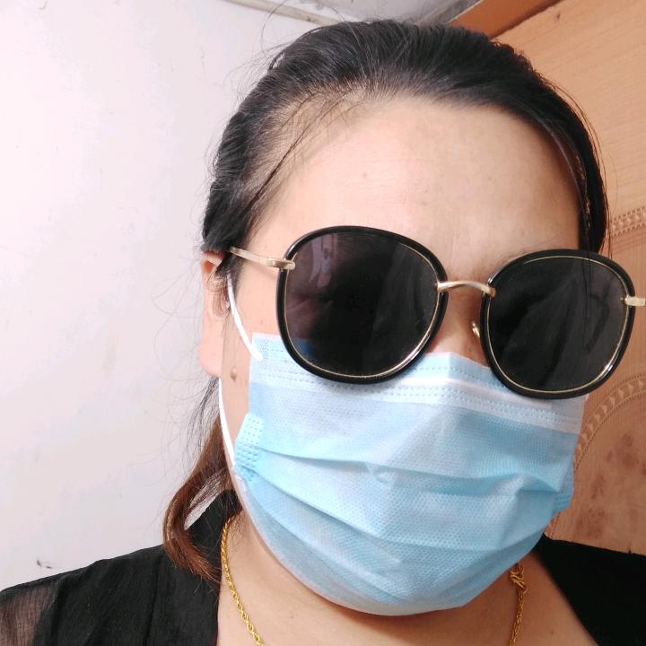 平平淡淡的一家人