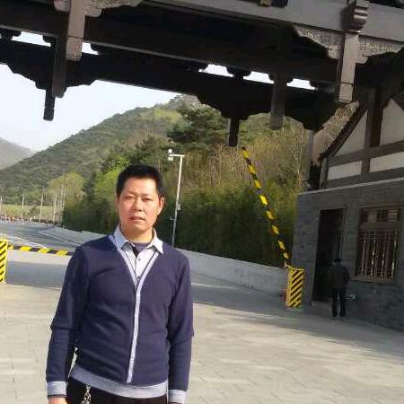 马叔四轮定位轴管焊接