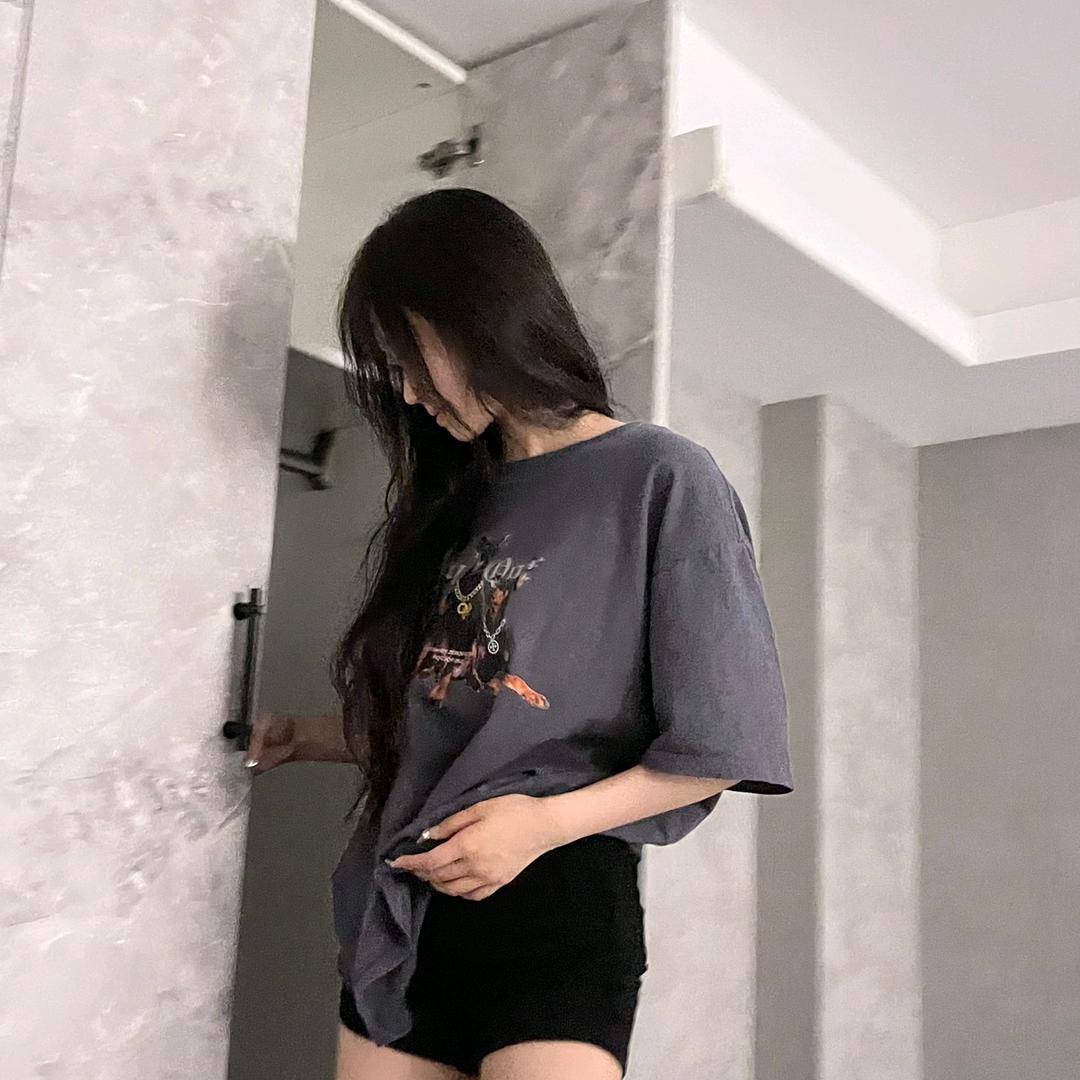 H哈哈哈