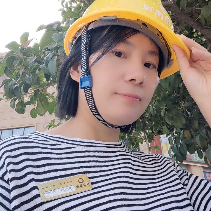 瑞金市钰龙装饰 小李