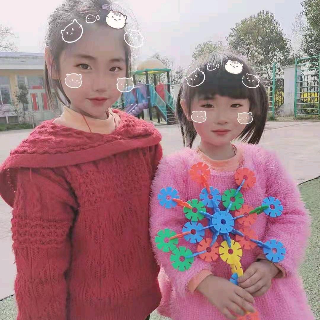 四个宝宝的奶奶。