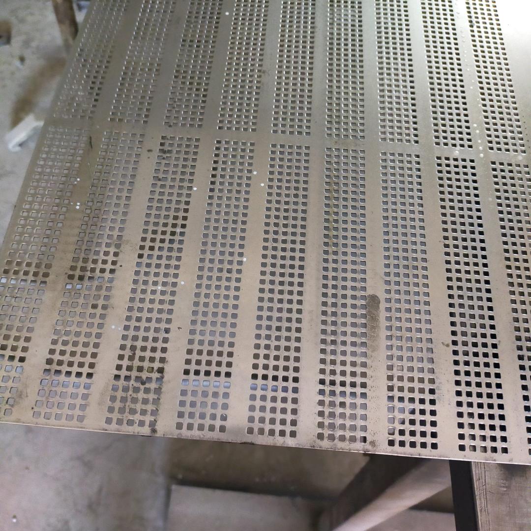 利通冲孔网