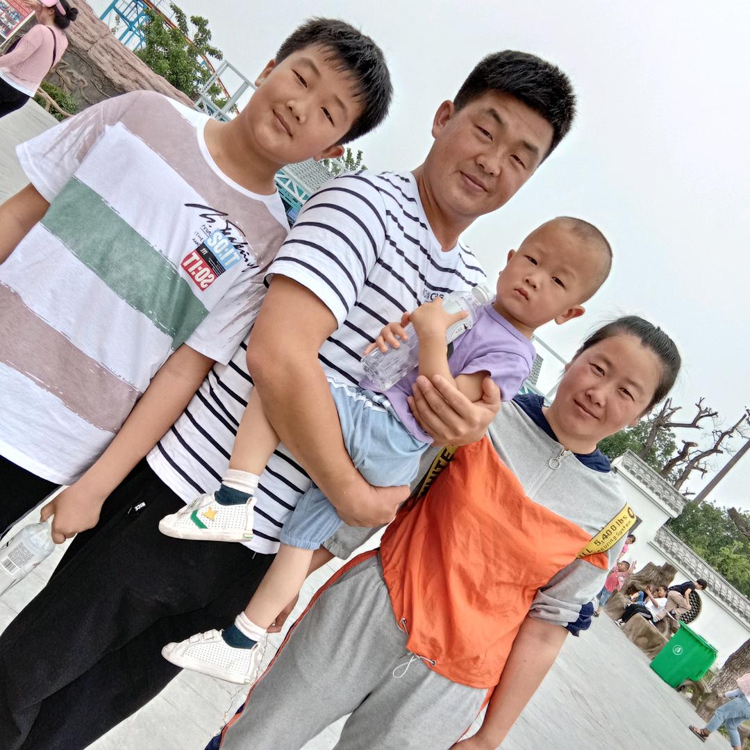 幸福的一家人