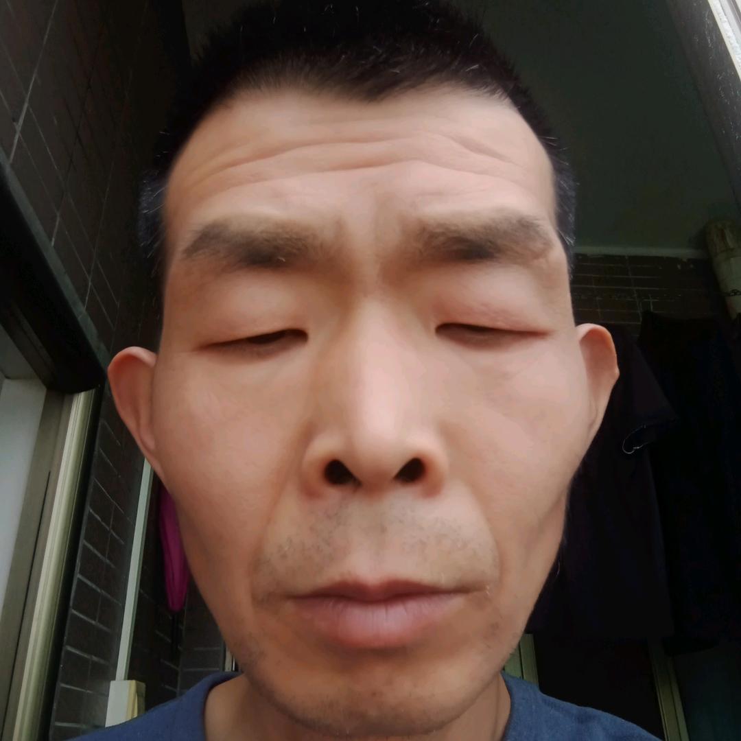 王