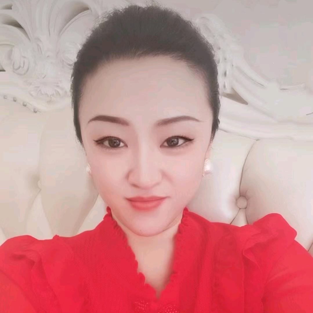 莹莹👠