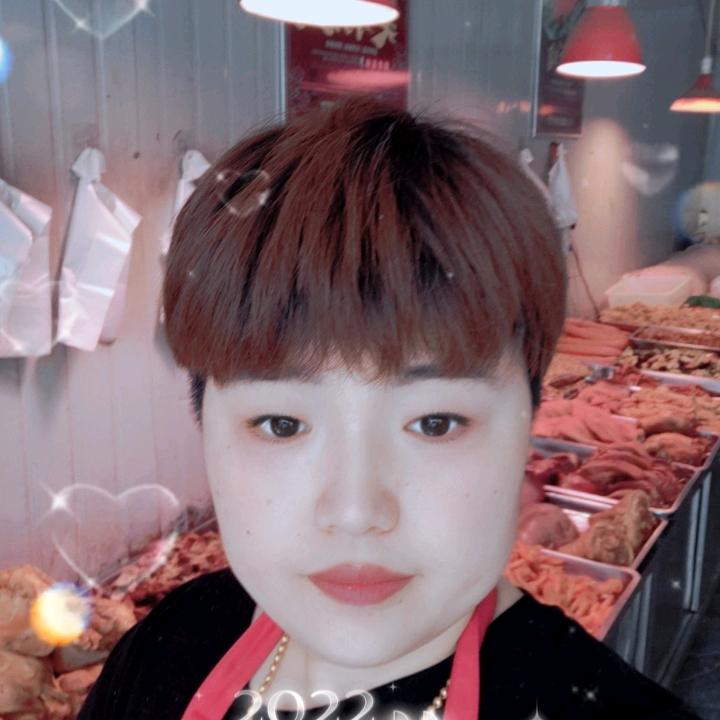 卖猪肉的小姐姐