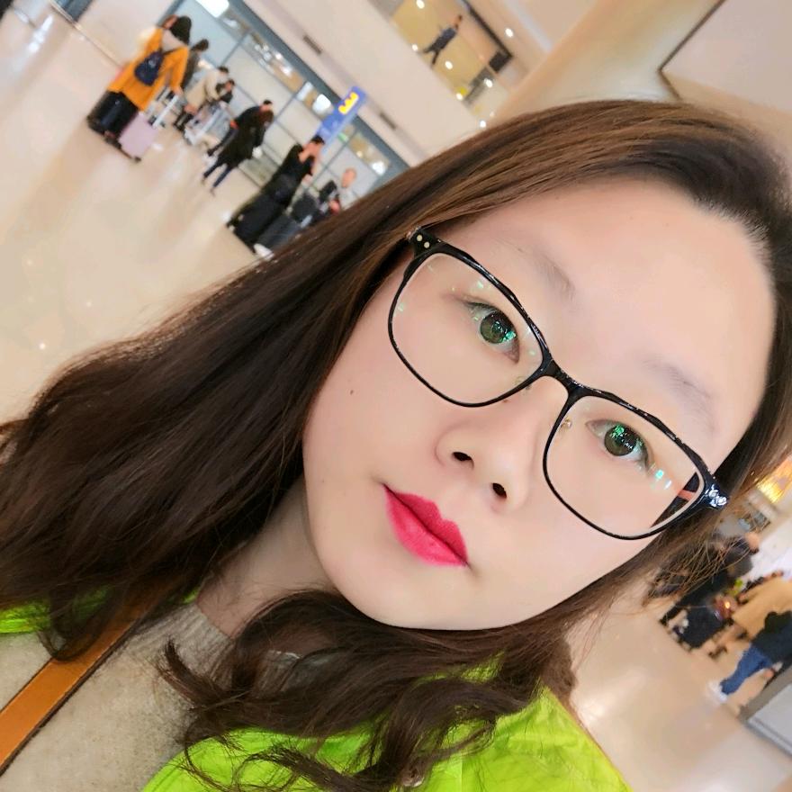 小小绵羊化妆品店