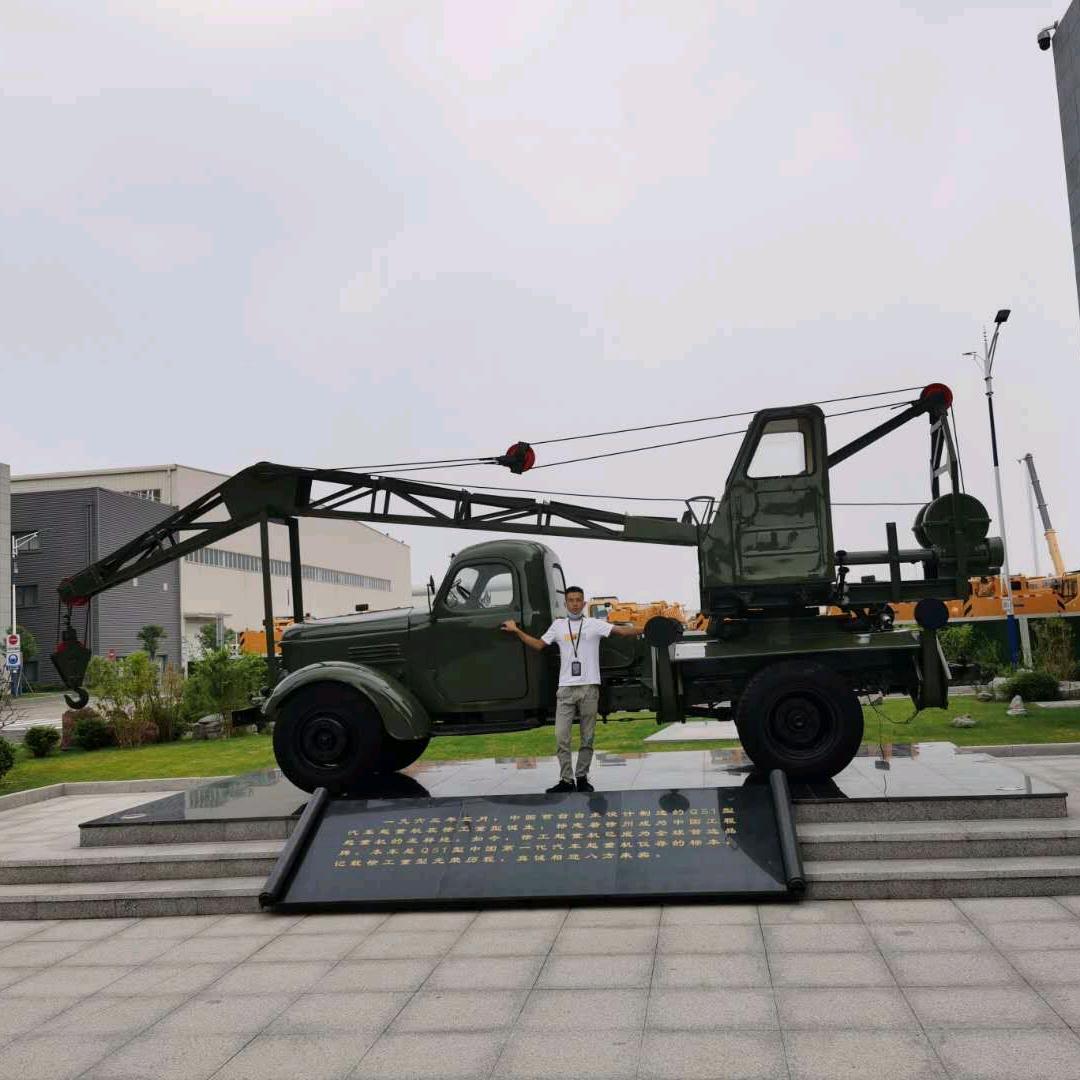 鼎立重型机械  老許