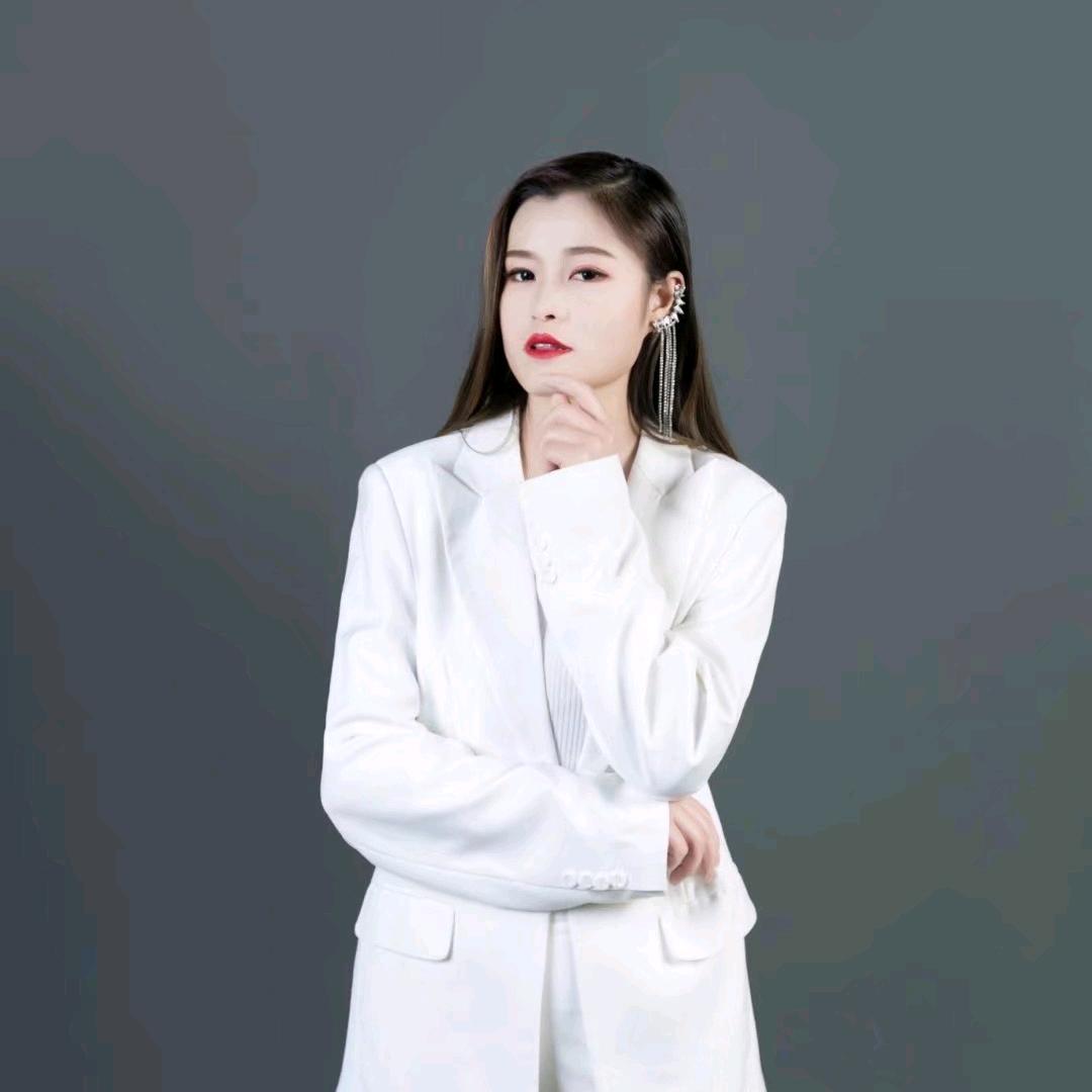 娜朵美业调肤师~金佳