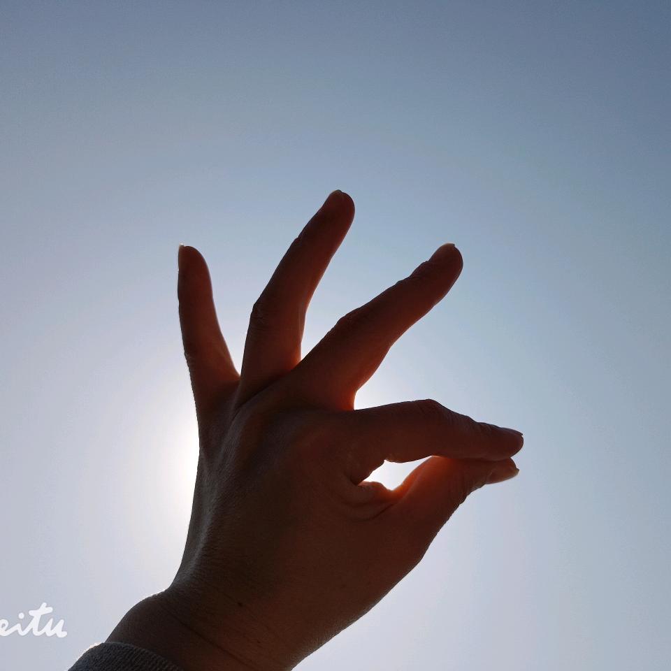 ヽ(○^㉨^)ノ♪开心