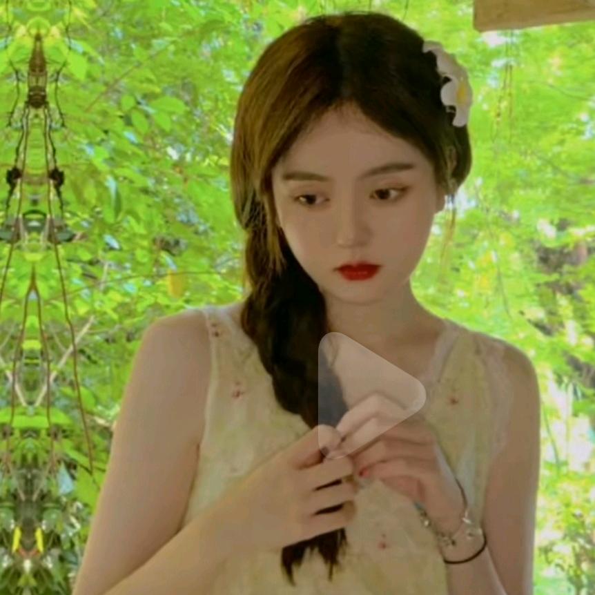 单身一人：荷花