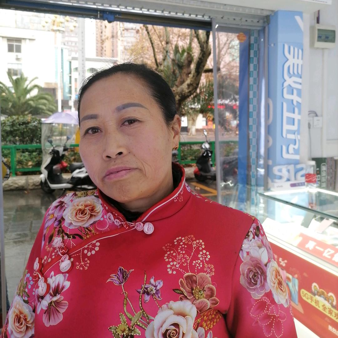 凯妈咪直播中(下午1:30 分.)