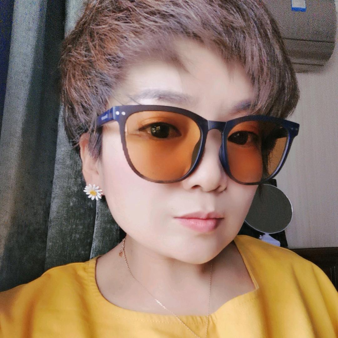 傲娇•80后👗👠