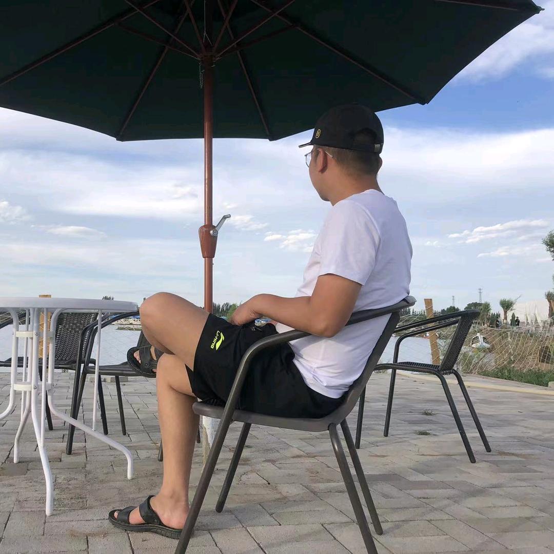 鼻个蛋儿有点黑