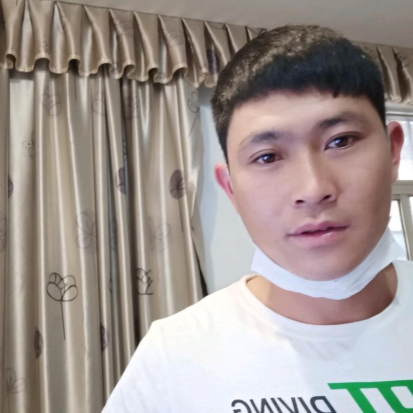 星梦你姓邝