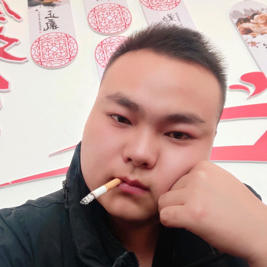 吖是小富吖