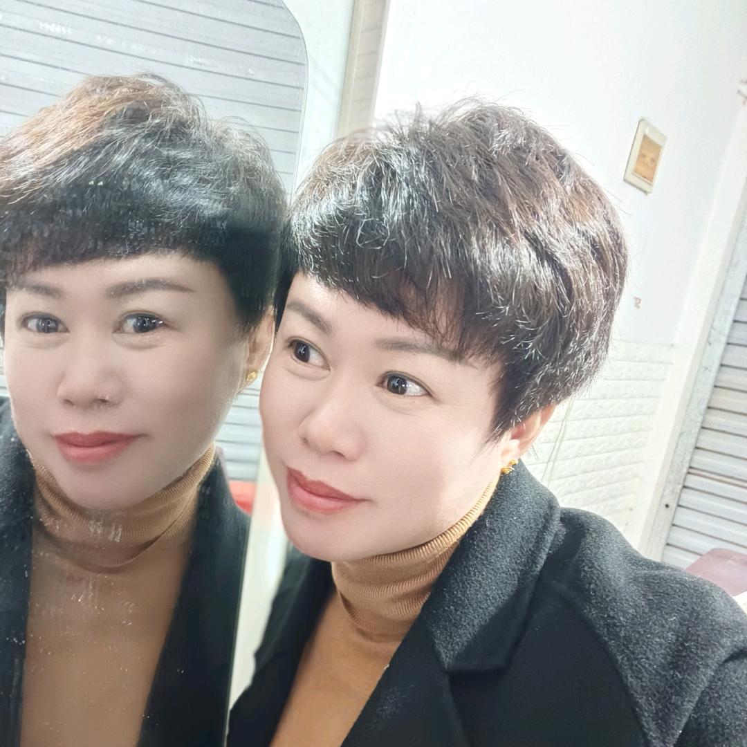 Mrs张莉莉