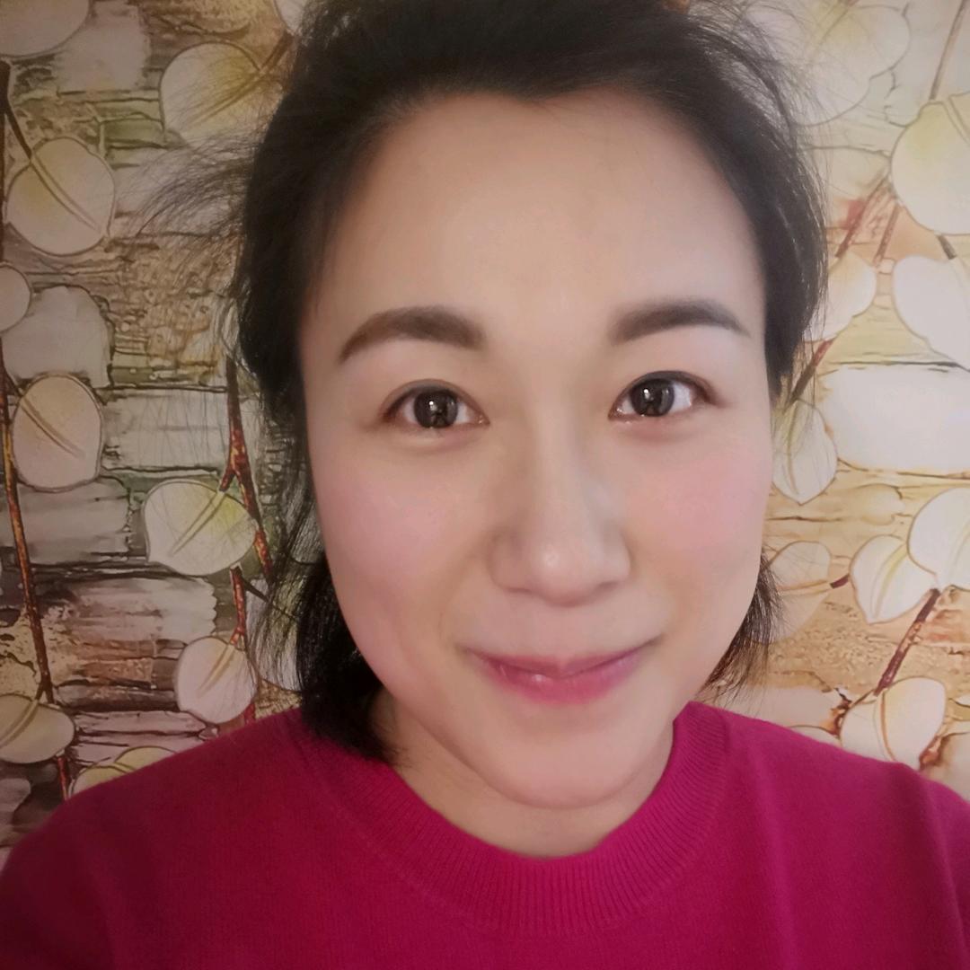 鹏鹏.