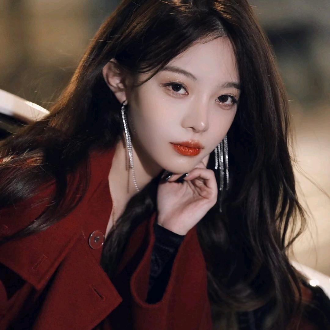 依韵💖٩(๑•ㅂ•)۶