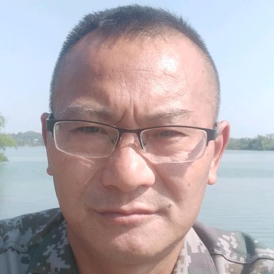 盖陶瓷瓦张师傅