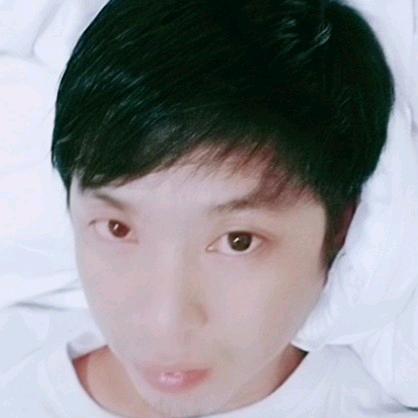 90后的单身💔💔男孩