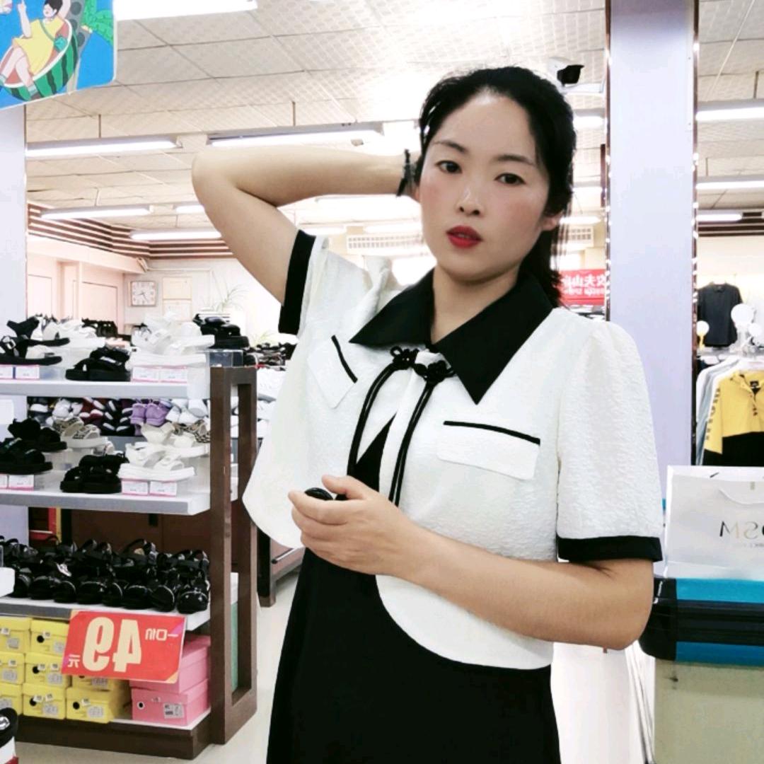 青台万客隆服饰