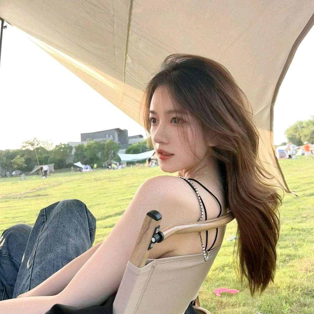 莹莹