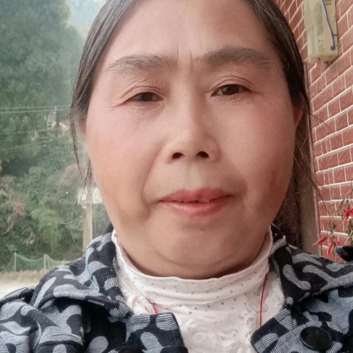 向妹子我不认识字，谢谢大家的美赞🌹